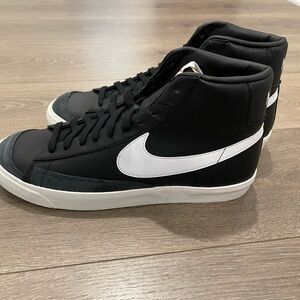 🔥Nike Blazer Mid Vintage🔥